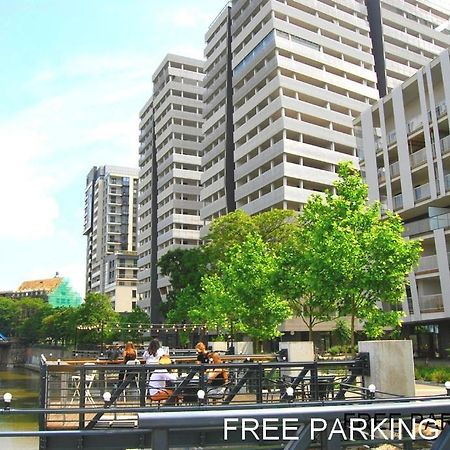 Two Towers Old Town Apartments-City Center-By The River-Observation Terrance On The Roof-Free Parking Вроцлав Экстерьер фото
